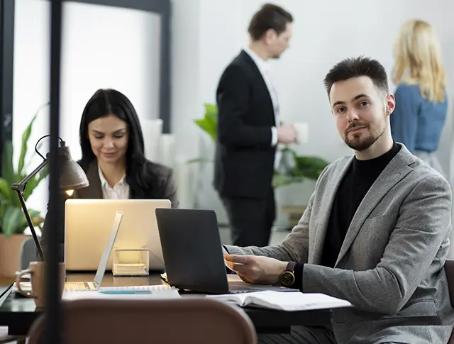 Asesoría personalizada desde el levantamiento del perfil.